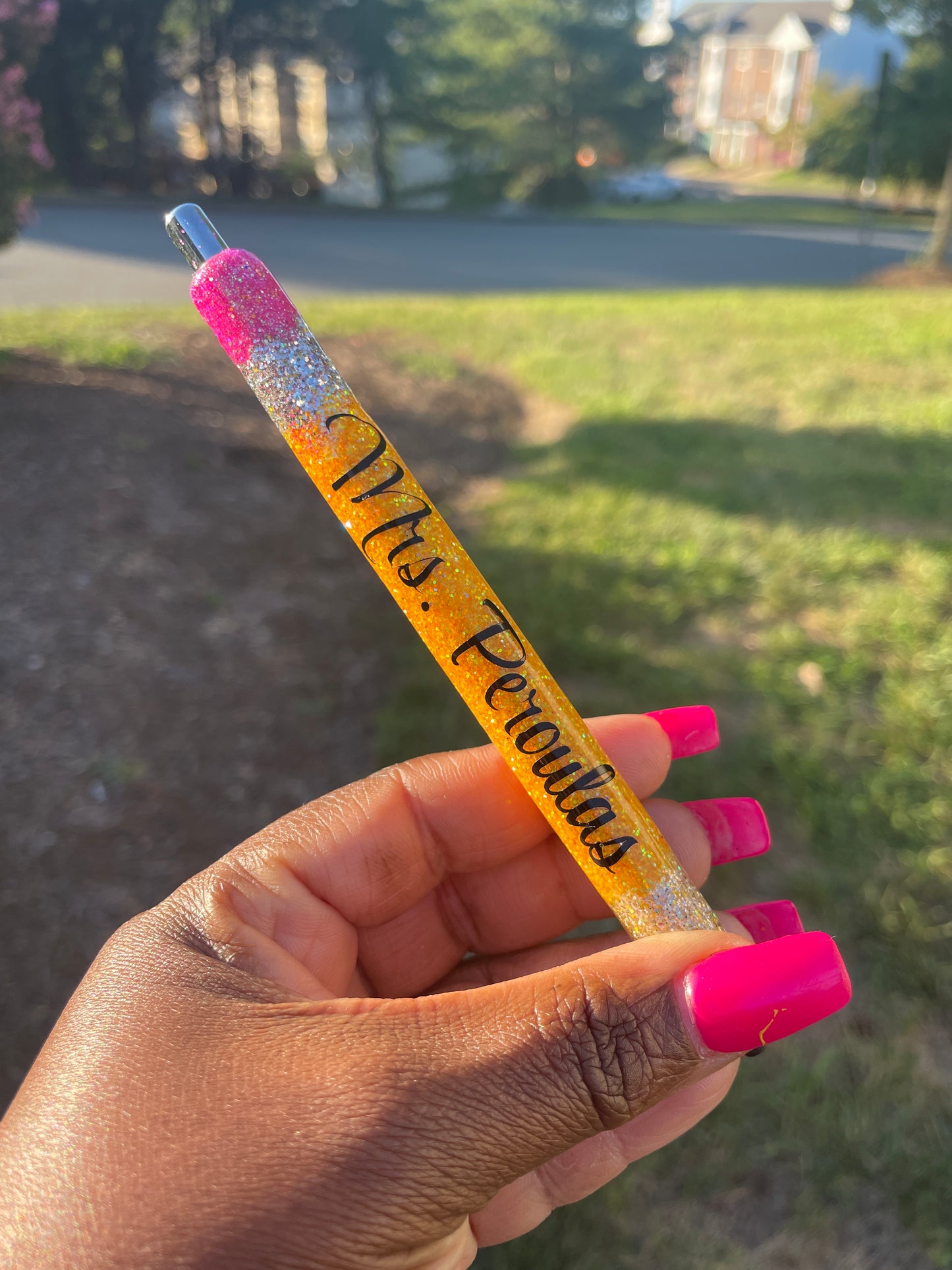 Glitter pencil pen