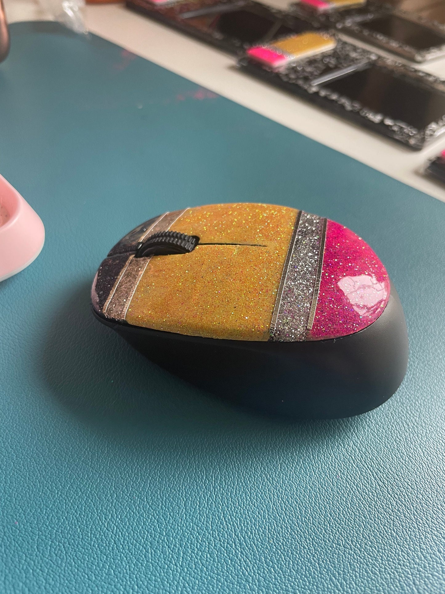 Glitter wireless mouse
