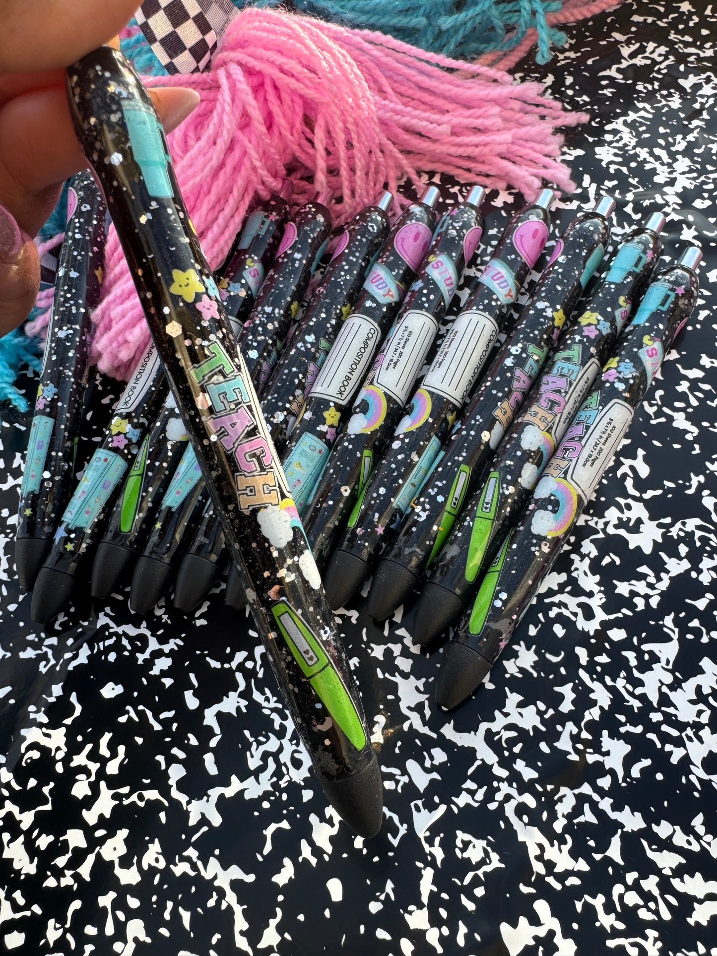 Composition Glitter Pen